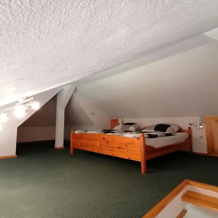 Ferienwohnung Max Schirgiswalde-Kirschau Exterior foto